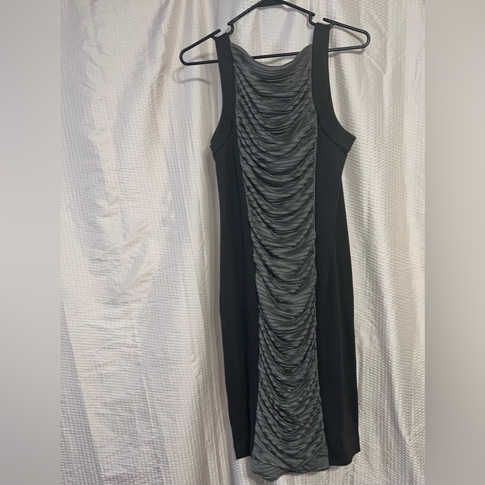 VNT Nicole Miller dress with ruched paneling